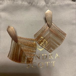 Kendra Scott Rose gold Astoria earrings